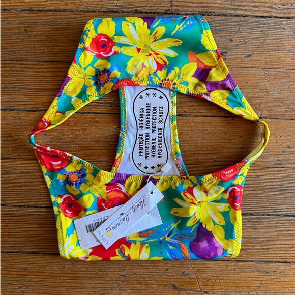 ‘FROU FROU’ FULL BOTTOM - Picture 5 of 11